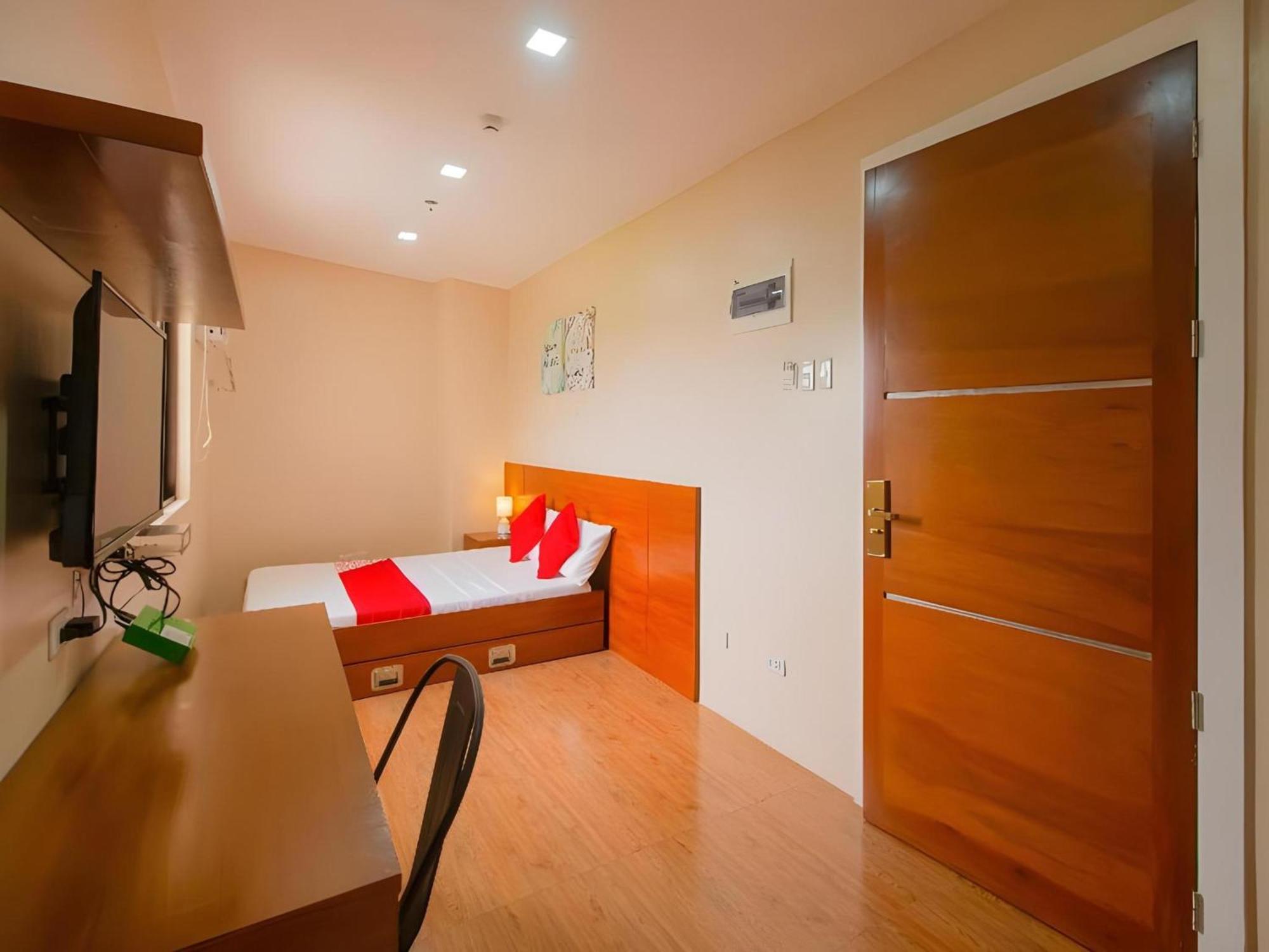 Super Oyo 832 The Teepee Place Hostel & Residence Inn Cebu Ngoại thất bức ảnh