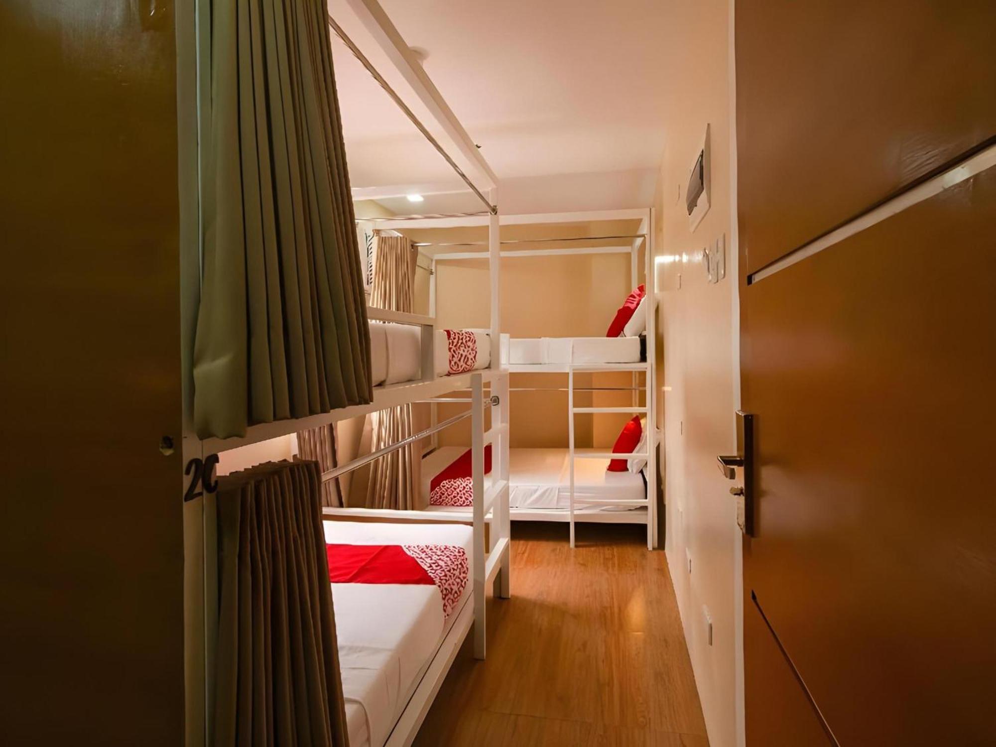 Super Oyo 832 The Teepee Place Hostel & Residence Inn Cebu Ngoại thất bức ảnh
