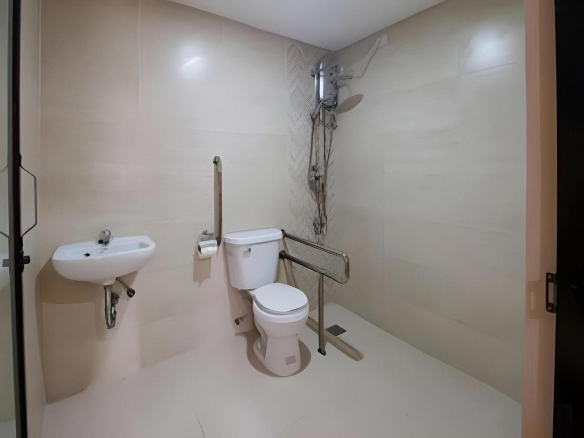 Super Oyo 832 The Teepee Place Hostel & Residence Inn Cebu Ngoại thất bức ảnh