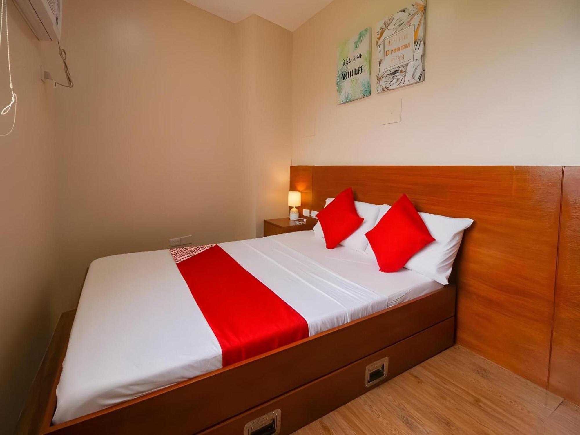 Super Oyo 832 The Teepee Place Hostel & Residence Inn Cebu Ngoại thất bức ảnh