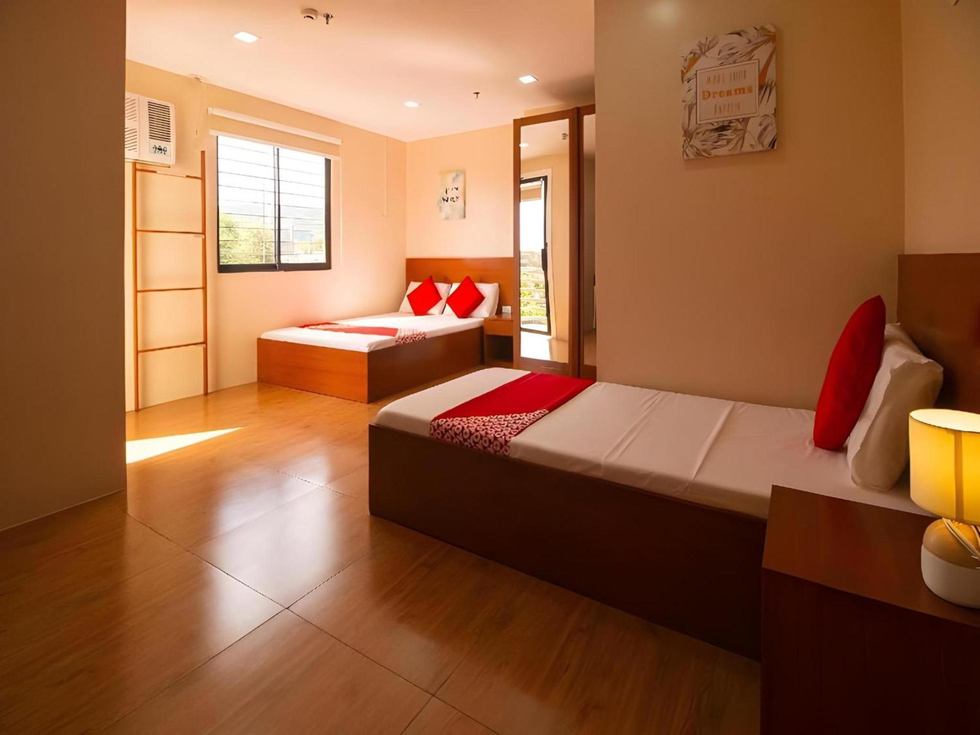 Super Oyo 832 The Teepee Place Hostel & Residence Inn Cebu Ngoại thất bức ảnh