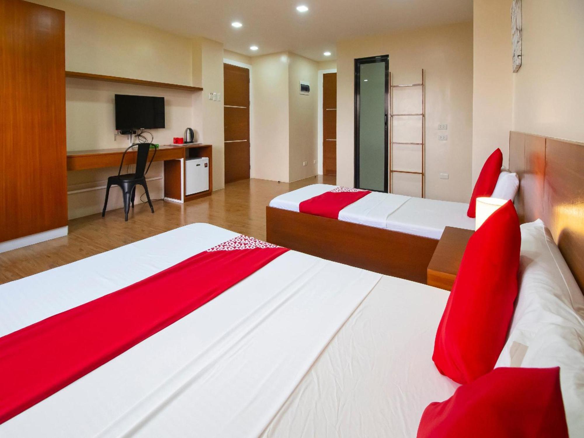 Super Oyo 832 The Teepee Place Hostel & Residence Inn Cebu Ngoại thất bức ảnh