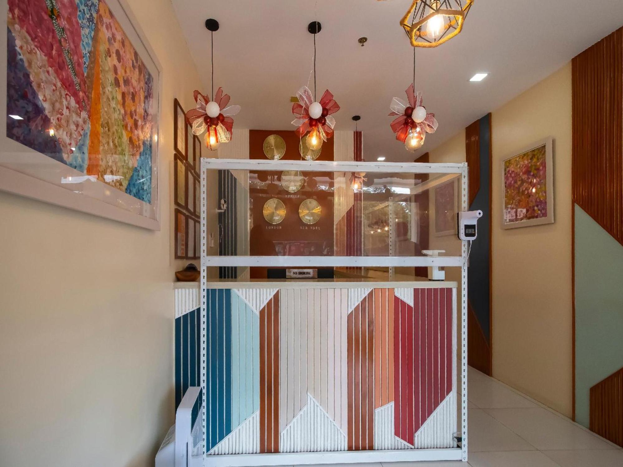 Super Oyo 832 The Teepee Place Hostel & Residence Inn Cebu Ngoại thất bức ảnh