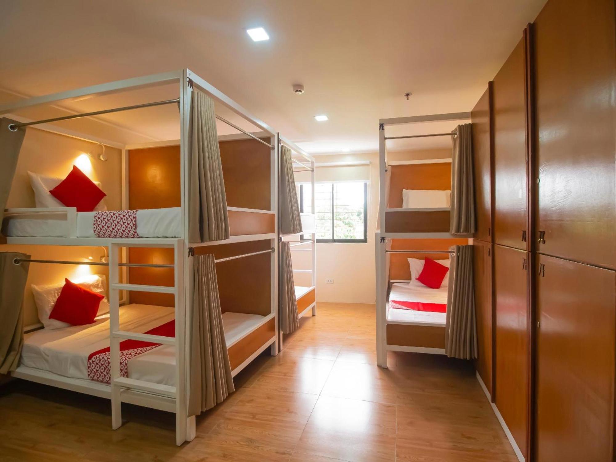 Super Oyo 832 The Teepee Place Hostel & Residence Inn Cebu Ngoại thất bức ảnh